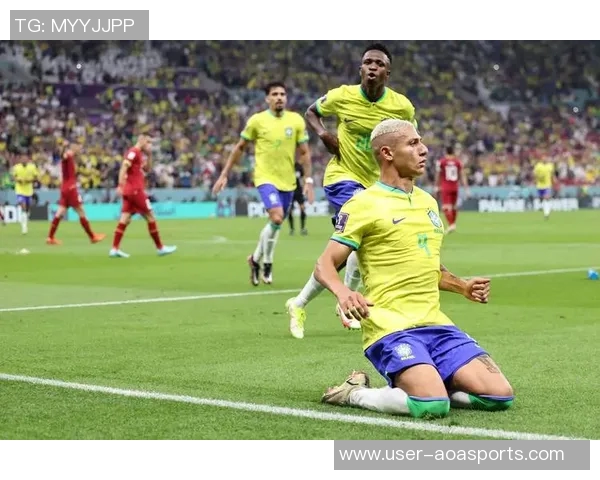 理查利森成为第五位在英超出场250次的巴西球员荣耀时刻